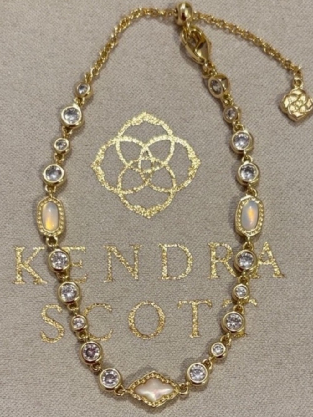 NWOT Kendra Scott Mini Elisa And Abbie Bracelet Gold
